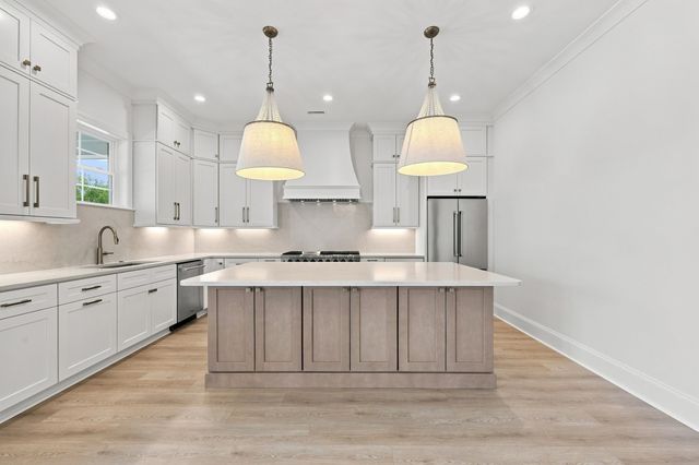 428 Vista Dr., Murrells Inlet, SC 29576