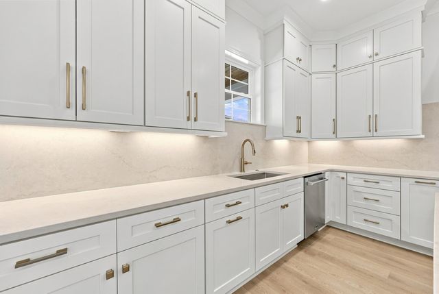 428 Vista Dr., Murrells Inlet, SC 29576