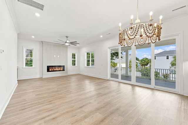 428 Vista Dr., Murrells Inlet, SC 29576