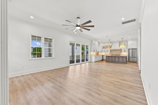 428 Vista Dr., Murrells Inlet, SC 29576