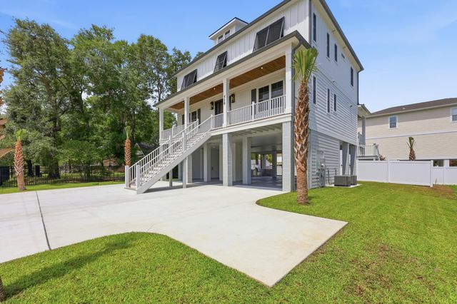428 Vista Dr., Murrells Inlet, SC 29576