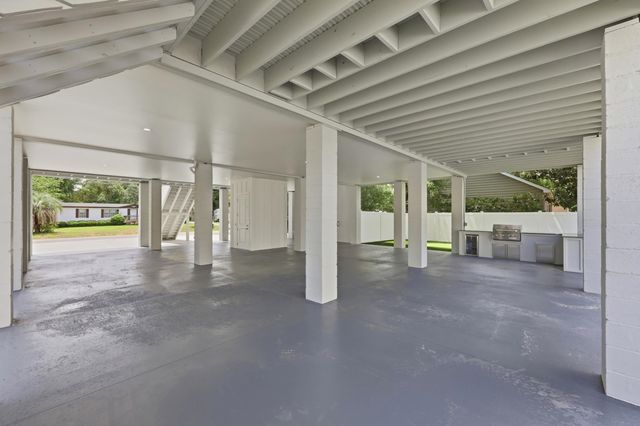 428 Vista Dr., Murrells Inlet, SC 29576