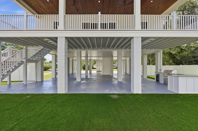 428 Vista Dr., Murrells Inlet, SC 29576