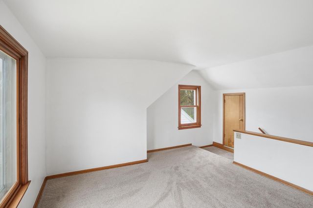 5701 38th Avenue S, Minneapolis, MN 55417