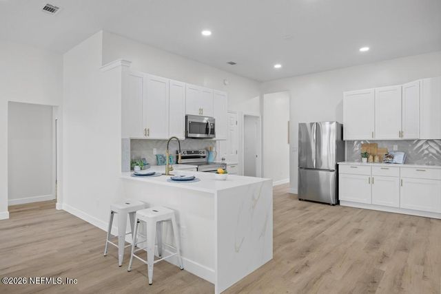 14122 SUMMER BREEZE Drive E, Jacksonville, FL 32218