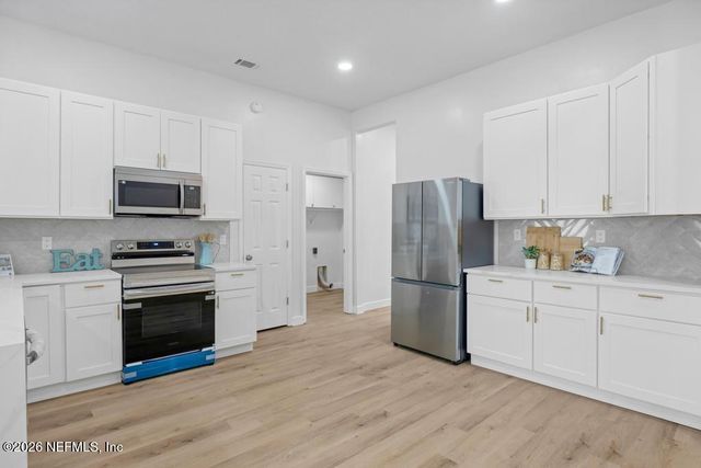 14122 SUMMER BREEZE Drive E, Jacksonville, FL 32218
