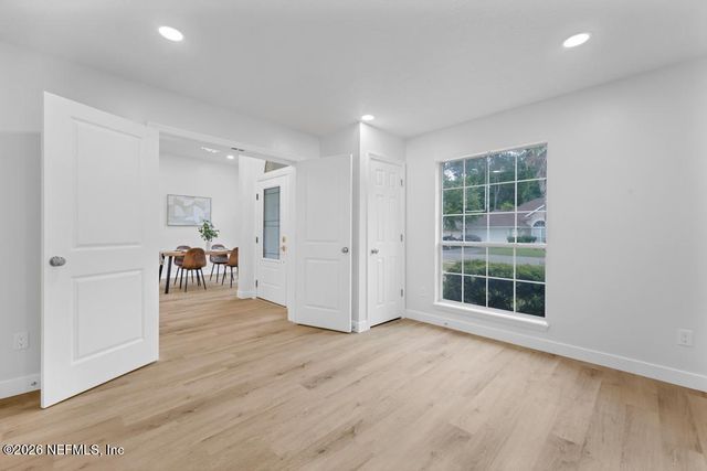 14122 SUMMER BREEZE Drive E, Jacksonville, FL 32218