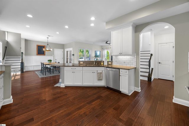 14 Jardin Drive, Greenville, SC 29607