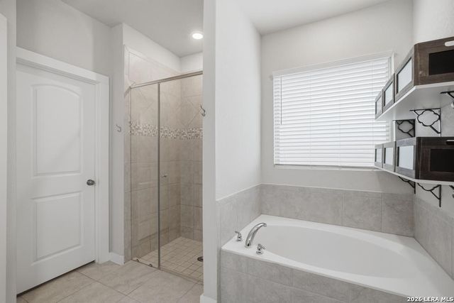 2431 Valencia Crst, San Antonio, TX 78245