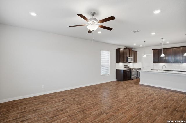 2431 Valencia Crst, San Antonio, TX 78245