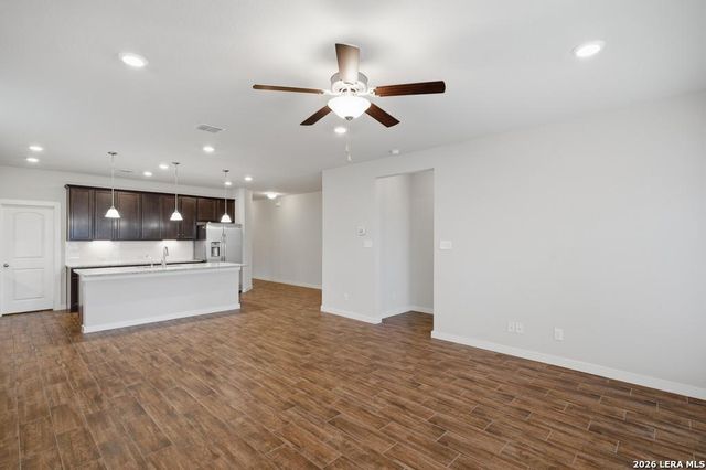 2431 Valencia Crst, San Antonio, TX 78245