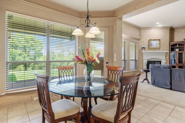 232 Copperwood Drive, Lakeside, TX 76108