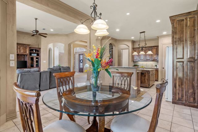 232 Copperwood Drive, Lakeside, TX 76108