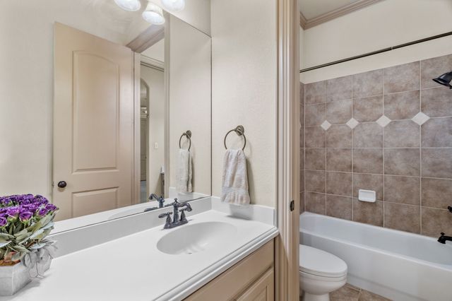 232 Copperwood Drive, Lakeside, TX 76108