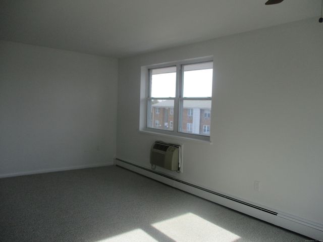 1 Walter Avenue APT 15, Norwalk, CT 06851