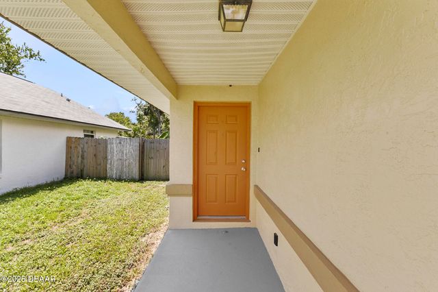 830 Lakeland Drive, Port Orange, FL 32127