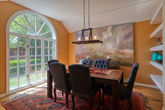 2809 Calle Del Rio NW, Albuquerque, NM 87104