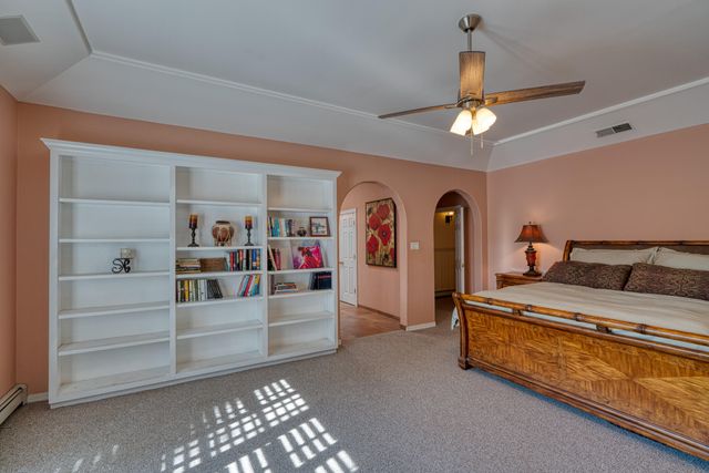 2809 Calle Del Rio NW, Albuquerque, NM 87104