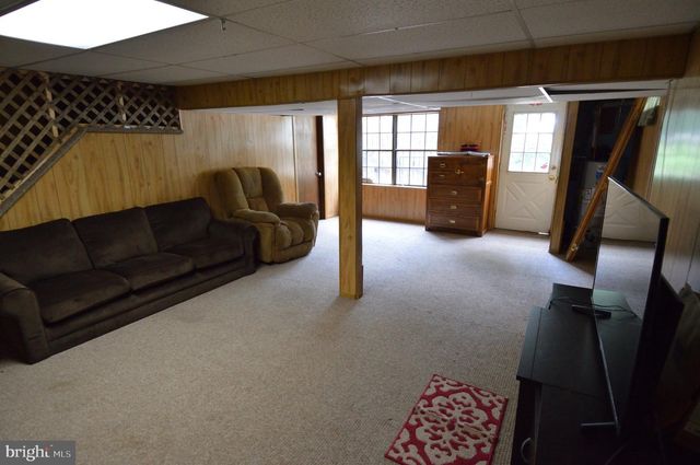 23 PEMBROOK RD, Blackwood, NJ 08012