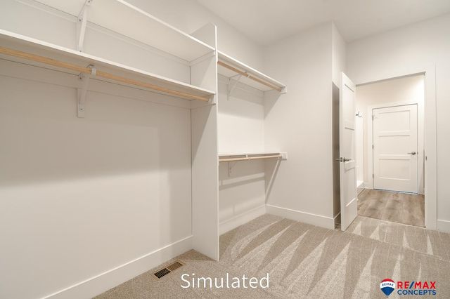 5821 S 94th Street, Lincoln, NE 68526