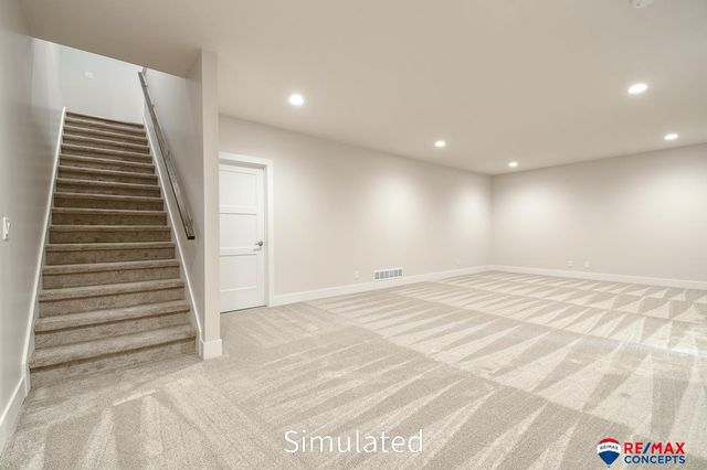 5821 S 94th Street, Lincoln, NE 68526