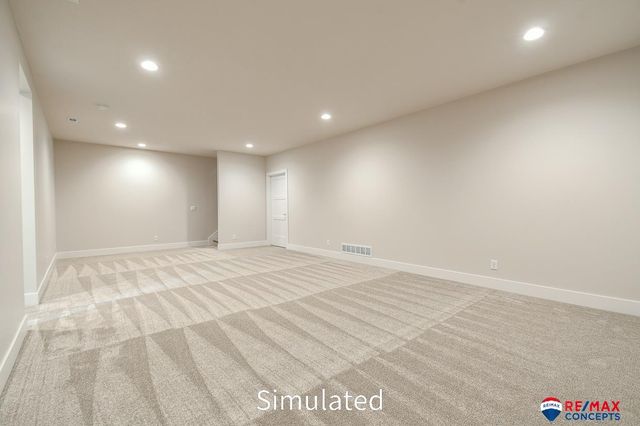 5821 S 94th Street, Lincoln, NE 68526