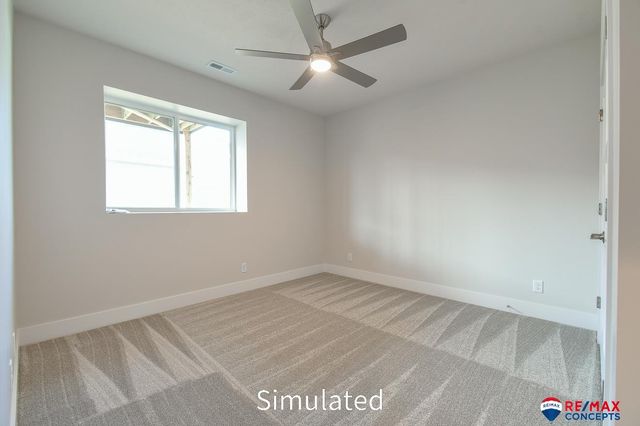 5821 S 94th Street, Lincoln, NE 68526