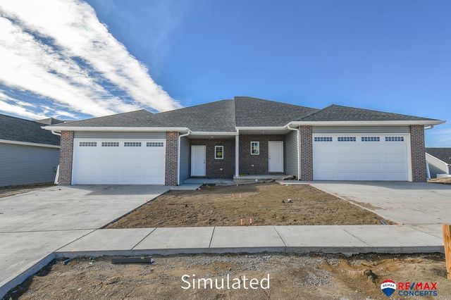 5821 S 94th Street, Lincoln, NE 68526