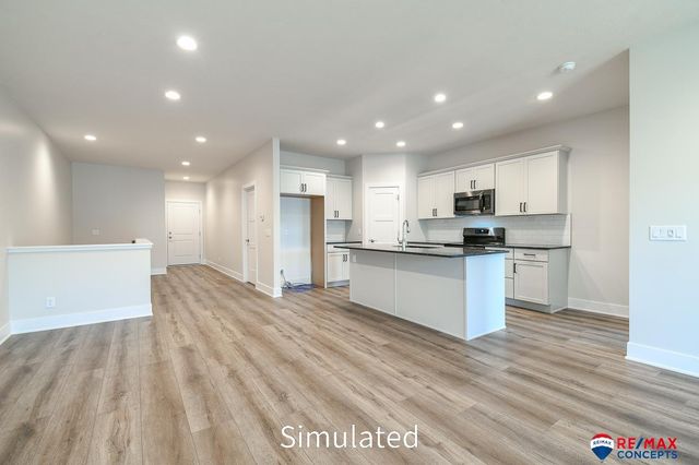 5821 S 94th Street, Lincoln, NE 68526