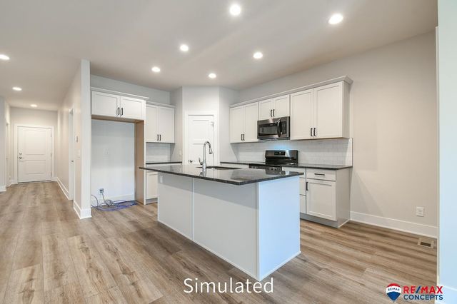 5821 S 94th Street, Lincoln, NE 68526