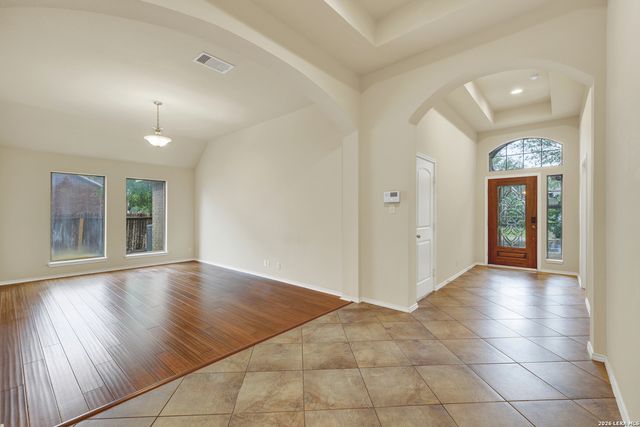 2985 HIDDEN MDW, Seguin, TX 78155