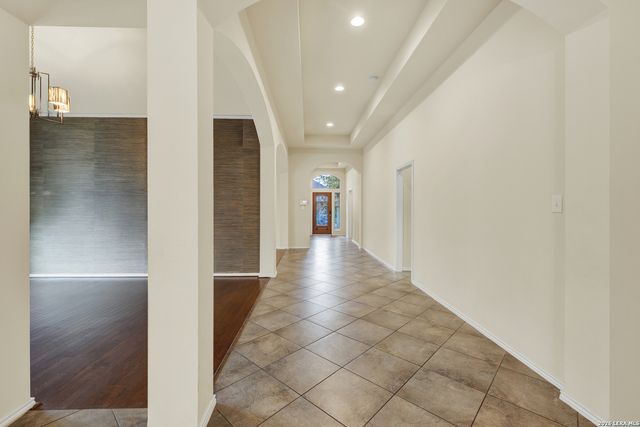 2985 HIDDEN MDW, Seguin, TX 78155
