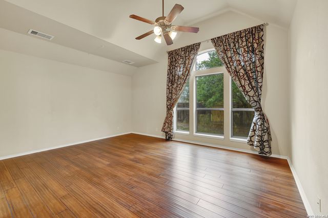 2985 HIDDEN MDW, Seguin, TX 78155