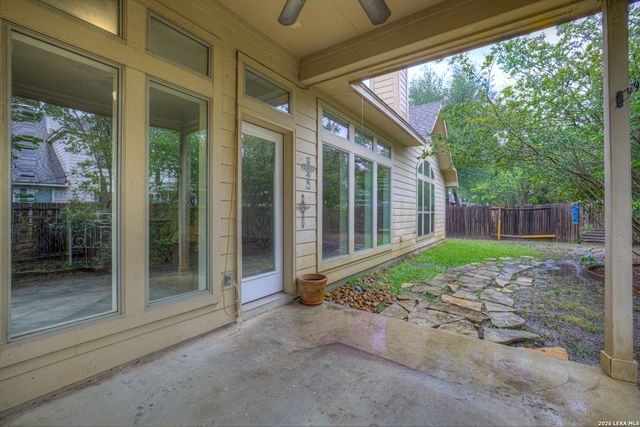 2985 HIDDEN MDW, Seguin, TX 78155