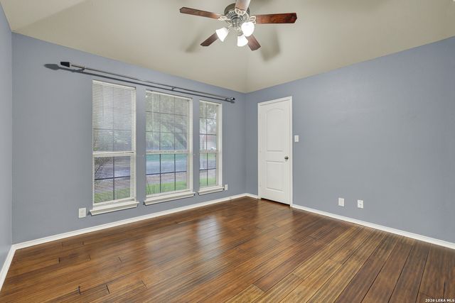 2985 HIDDEN MDW, Seguin, TX 78155