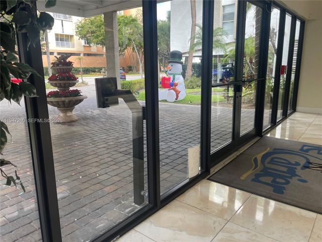 201 178th Dr 334, Sunny Isles Beach, FL 33160