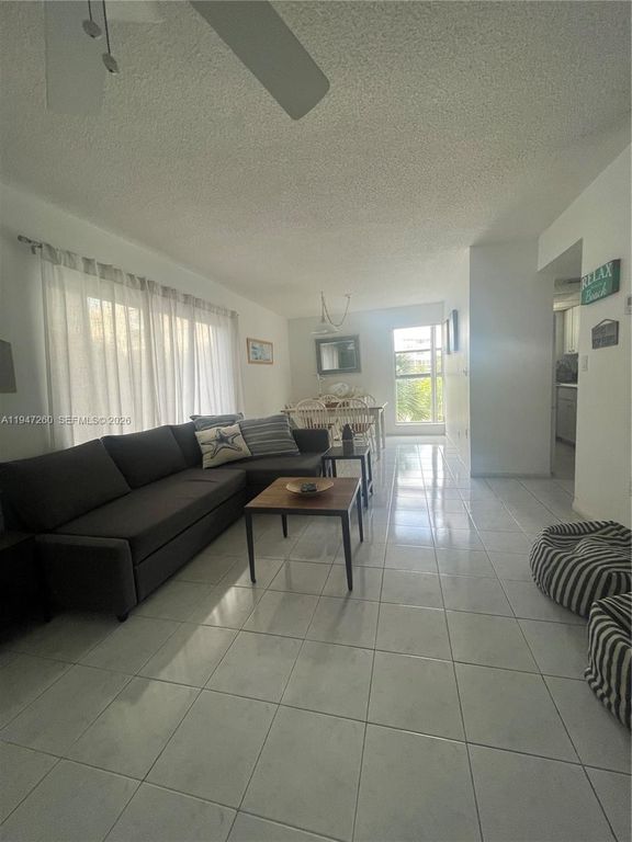 201 178th Dr 334, Sunny Isles Beach, FL 33160