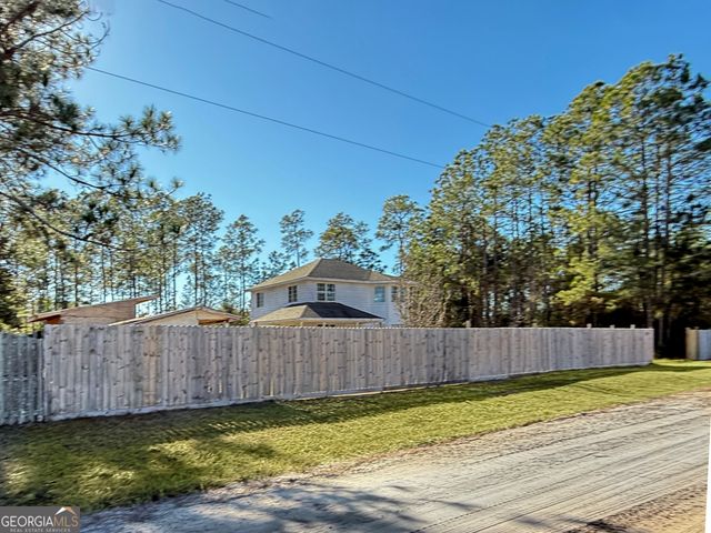 270 Noah Everett Drive, Folkston, GA 31537