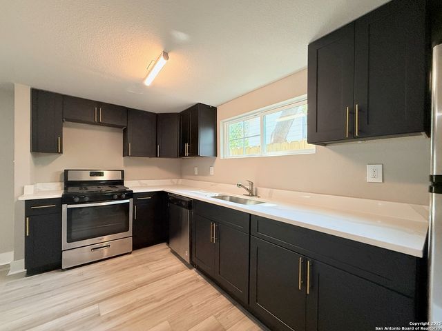 312 Avondale, San Antonio, TX 78223
