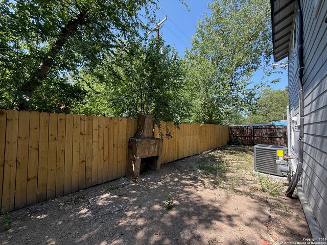 312 Avondale, San Antonio, TX 78223