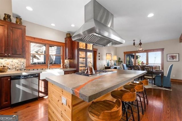 270 Mosswood Lane W, Jasper, GA 30143