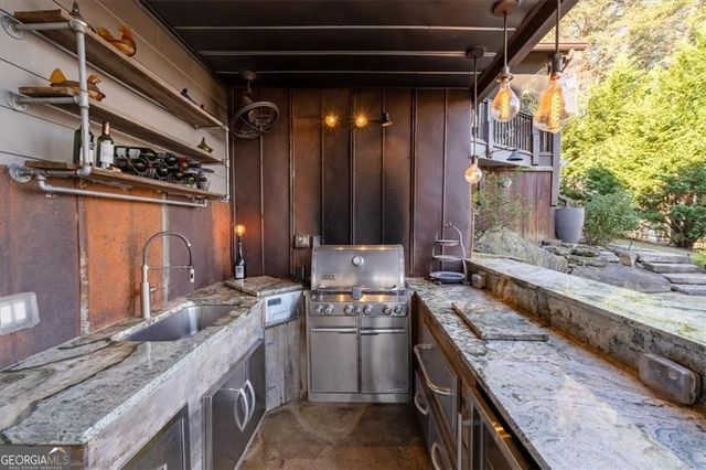 270 Mosswood Lane W, Jasper, GA 30143