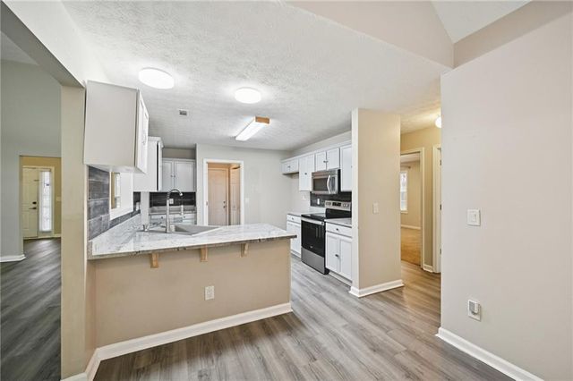 25 Castlehill Court, Covington, GA 30016