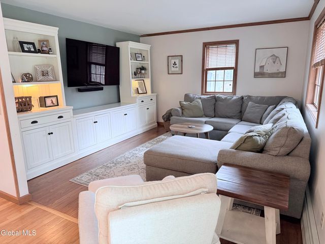 9 Amethyst Drive, Queensbury, NY 12804