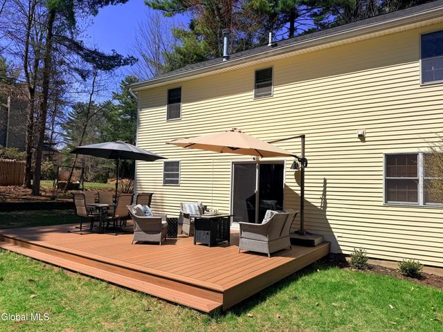 9 Amethyst Drive, Queensbury, NY 12804