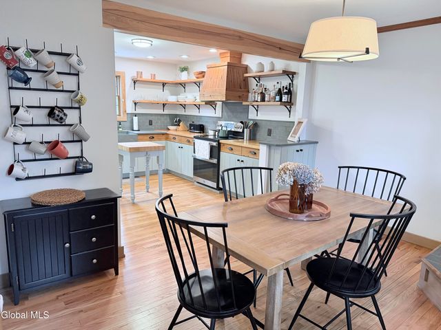 9 Amethyst Drive, Queensbury, NY 12804