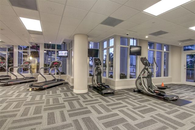 801 Brickell Key Blvd 2006, Miami, FL 33131