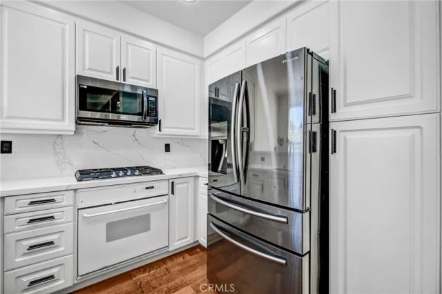 4933 Santo, Oak Park, CA 91377