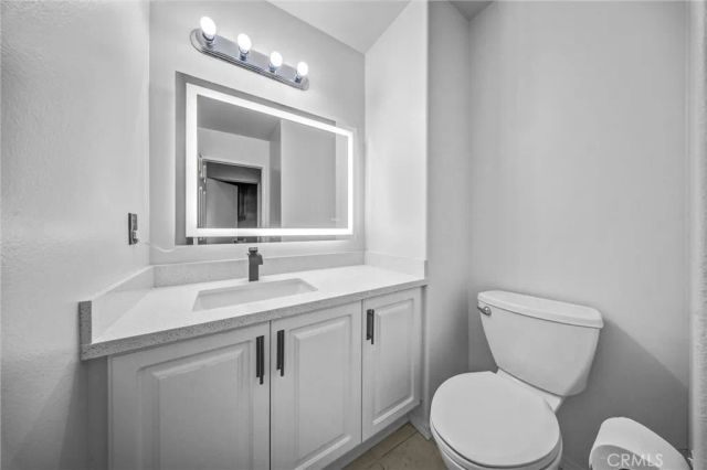4933 Santo, Oak Park, CA 91377