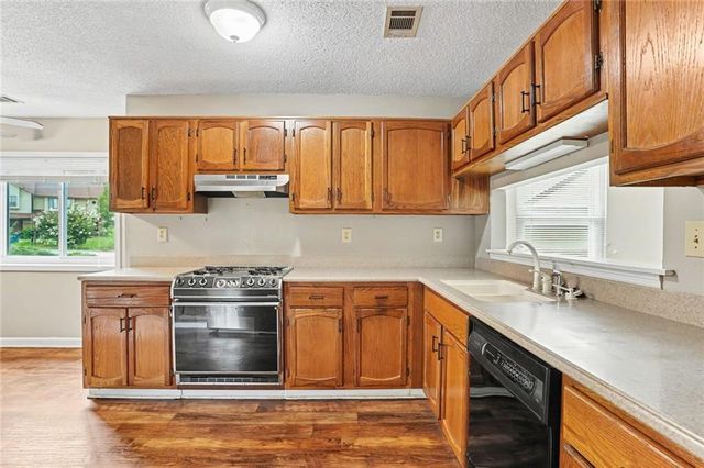 3225 Salem Cove Way SE, Conyers, GA 30013